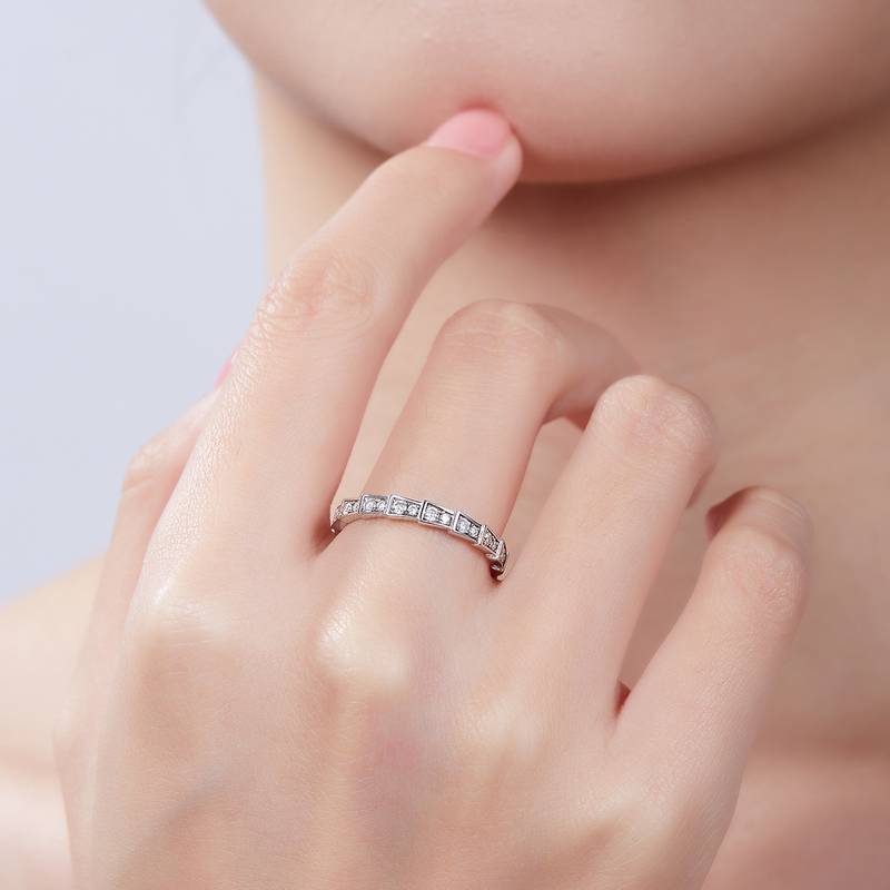 Mechanical Snake S925 Silver Plated Platinum Moissanite 50 Points D-Grade